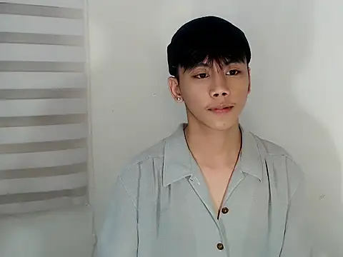 ynotyu online show from October 17, 3:36 pm