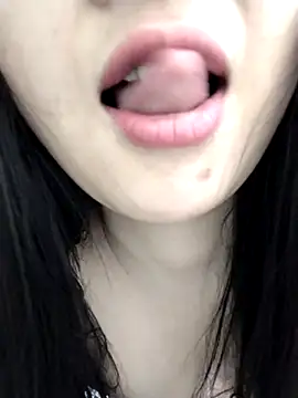 Okleotina online show from October 4, 4:27 pm