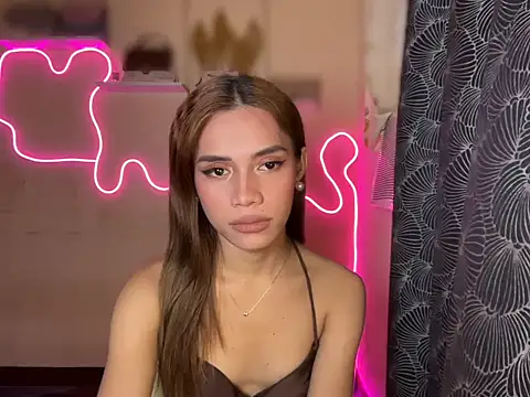 Snapshot of Lovelynikki03 chatting on September 28, 2:00 pm Lovelynikki03 online show from September 28, 2:00 pm