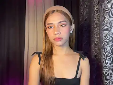 Lovelynikki03 online show from January 19, 4:22 pm