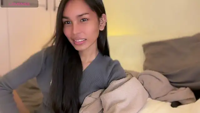  sexyanne69  online show from October 23, 7:45 pm