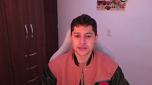 domsantiago  online show from November 10, 12:20 am