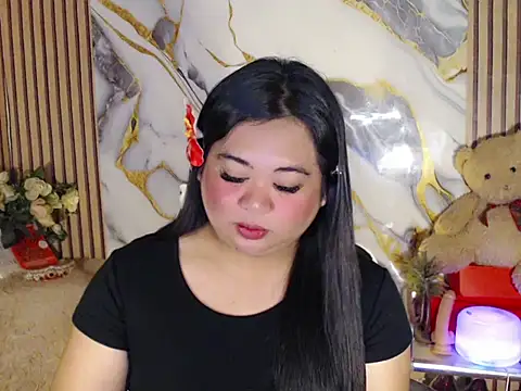 Im ur mother online show from June 3, 2:33 pm