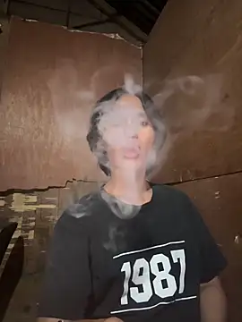 Snapshot of My_sweet_ladyboy chatting on September 22, 7:27 pm My sweet ladyboy online show from September 22, 7:27 pm