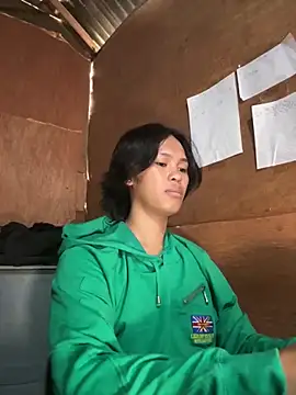 Snapshot of My_sweet_ladyboy chatting on October 22, 12:55 am My sweet ladyboy online show from October 22, 12:55 am