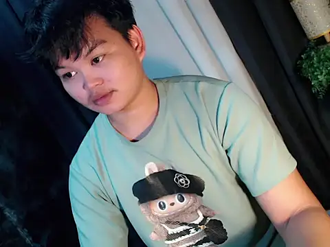 Reynelcock online show from September 16, 5:19 am