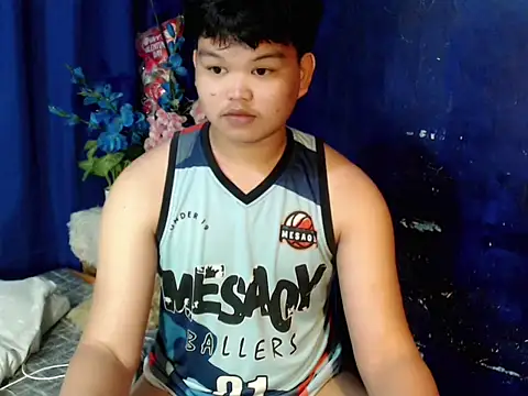 Reynelcock online show from February 22, 5:00 pm