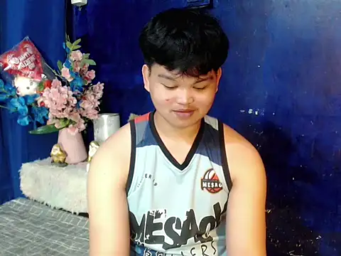 Reynelcock online show from March 1, 8:11 pm