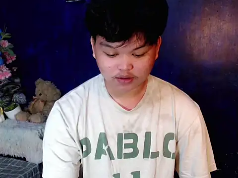 Reynelcock online show from April 10, 12:32 pm