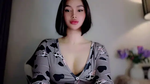 anna lala7 online show from April 13, 7:41 pm