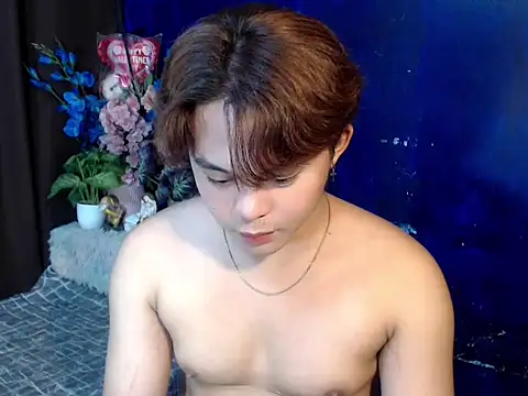 urguy toshi online show from April 8, 6:30 pm