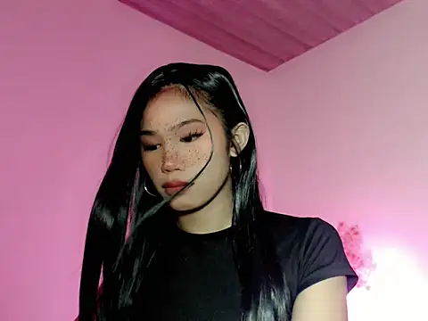 Snapshot of Maxine_Sucks chatting on October 8, 12:14 pm Maxine Sucks online show from October 8, 12:14 pm