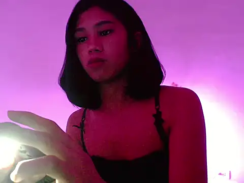 Snapshot of Maxine_Sucks chatting on October 22, 1:44 pm Maxine Sucks online show from October 22, 1:44 pm