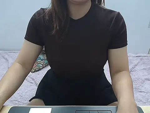 Snapshot of Amiee_Showhottie chatting on September 26, 1:09 am Amiee Showhottie online show from September 26, 1:09 am
