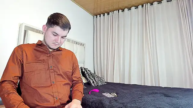 CameronyMartinn online show from June 7, 1:21 am