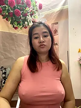 Snapshot of Bollozzy_89 chatting on November 16, 4:23 pm Bollozzy 89 online show from November 16, 4:23 pm