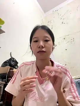 meomeo2k6 online show from October 17, 7:33 am