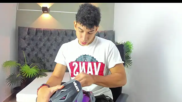 ALAN REDINGER online show from September 22, 12:51 pm