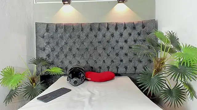 ALAN REDINGER online show from December 4, 1:20 pm