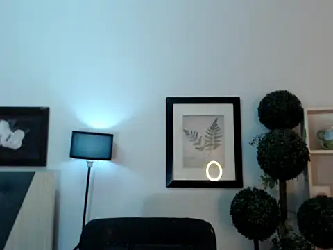 Snapshot of Goddess_Pleasure chatting on November 18, 6:56 pm Goddess Pleasure online show from November 18, 6:56 pm