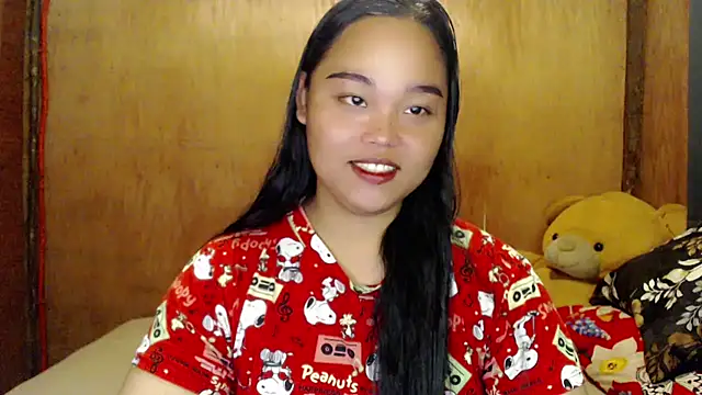  Lylia online show from November 10, 5:45 pm