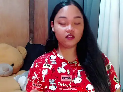  Lylia online show from December 3, 8:29 pm