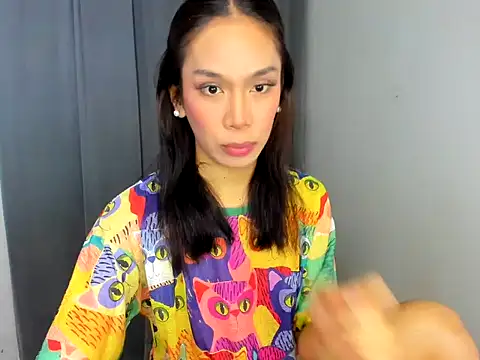 Snapshot of lucyshanex chatting on November 12, 3:56 pm lucyshanex online show from November 12, 3:56 pm