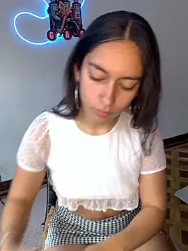 Alaska euphoria online show from November 8, 7:23 pm