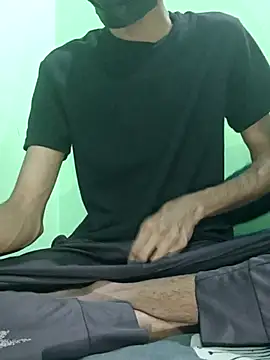 rockyy23boy online show from October 4, 8:23 am