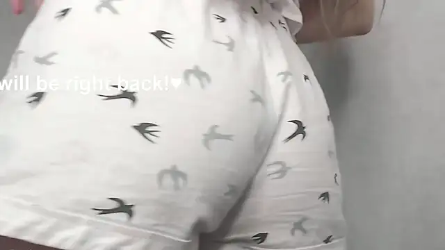 cute elfy  online show from November 15, 2:24 pm