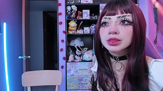 Vero Osb  online show from April 25, 12:57 am