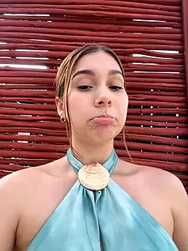 Nikii   online show from November 11, 8:09 pm