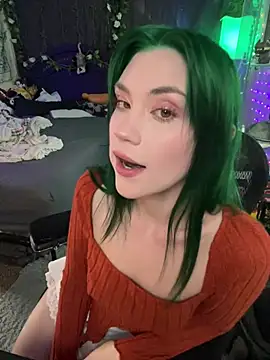 littlelune online show from April 30, 8:48 pm