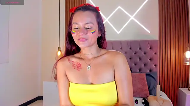 Miiaa jones online show from June 23, 4:16 pm