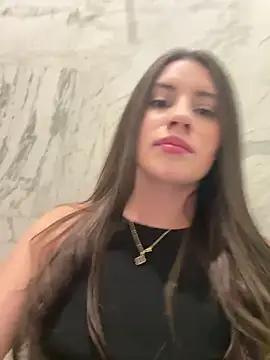 Isabella21  online show from November 25, 10:54 pm