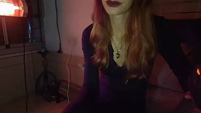 Snapshot of FenaLady chatting on February 9, 11:53 pm FenaLady online show from February 9, 11:53 pm