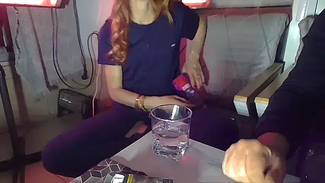 Snapshot of FenaLady chatting on March 20, 10:14 pm FenaLady online show from March 20, 10:14 pm