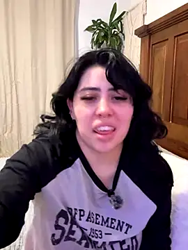 Snapshot of Draculona-666 chatting on October 9, 3:26 am Draculona-666 online show from October 9, 3:26 am