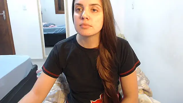 Snapshot of angell_apolo chatting on October 18, 2:25 am angell apolo online show from October 18, 2:25 am