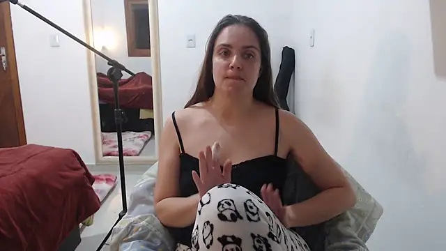 Snapshot of angell_apolo chatting on October 31, 2:23 am angell apolo online show from October 31, 2:23 am