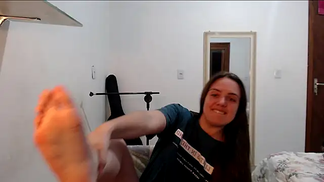 Snapshot of angell_apolo chatting on November 9, 11:58 pm angell apolo online show from November 9, 11:58 pm