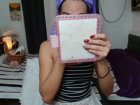 Snapshot of AmayaWang chatting on September 25, 7:01 am AmayaWang online show from September 25, 7:01 am