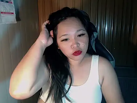 Snapshot of Bronte_ chatting on May 6, 6:35 pm Bronte online show from May 6, 6:35 pm