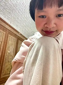 Snapshot of Daisy018 chatting on November 13, 2:54 am Daisy018 online show from November 13, 2:54 am