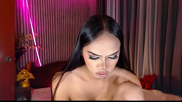 Unforgettablejulia online show from January 10, 4:53 pm