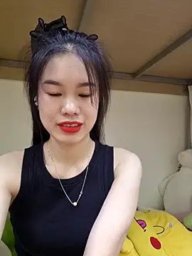 Snapshot of Baby-ladytits2025 chatting on September 13, 4:01 am Baby-ladytits2025 online show from September 13, 4:01 am