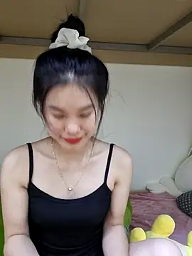 Snapshot of Baby-ladytits2025 chatting on October 14, 3:02 pm Baby-ladytits2025 online show from October 14, 3:02 pm