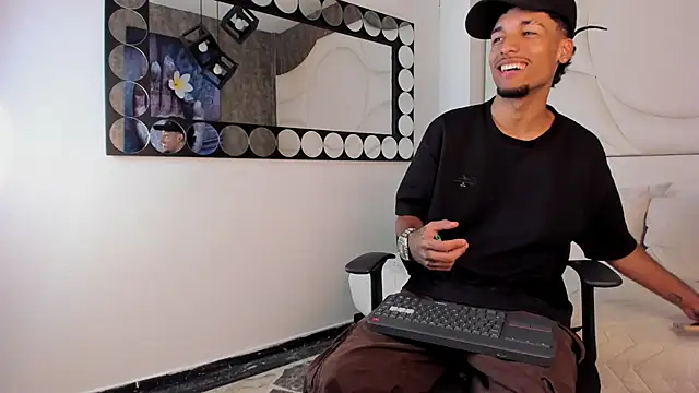 Thiagoferreti online show from October 3, 3:36 am