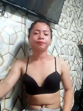 Snapshot of Menxie18 chatting on May 7, 10:20 am Menxie18 online show from May 7, 10:20 am