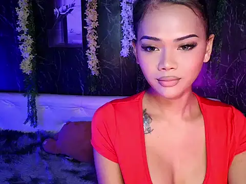 ur holly lexie online show from October 6, 7:39 am